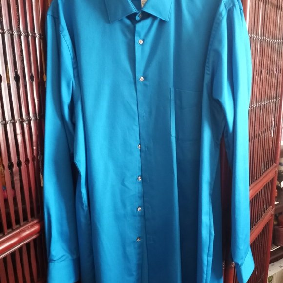 Van Heusen XL Tall 18.5 Men's Dress Shirt - Picture 2 of 3